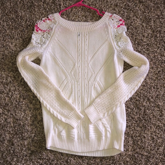 Maurices Sweater - Picture 1 of 5